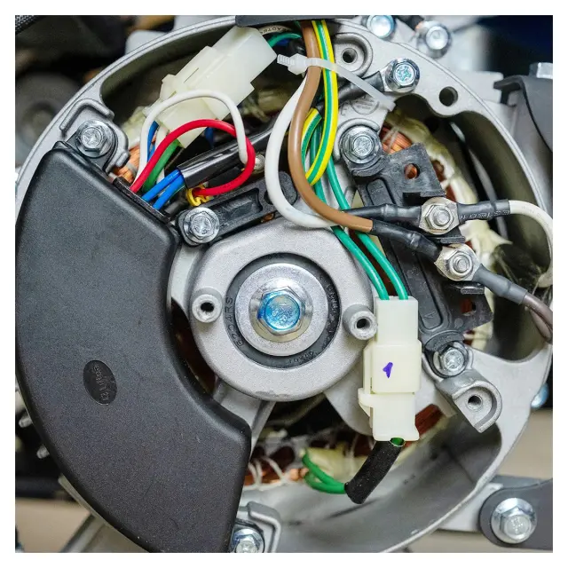 Dinking DKA5500EW - бензиновый генератор 5 квт