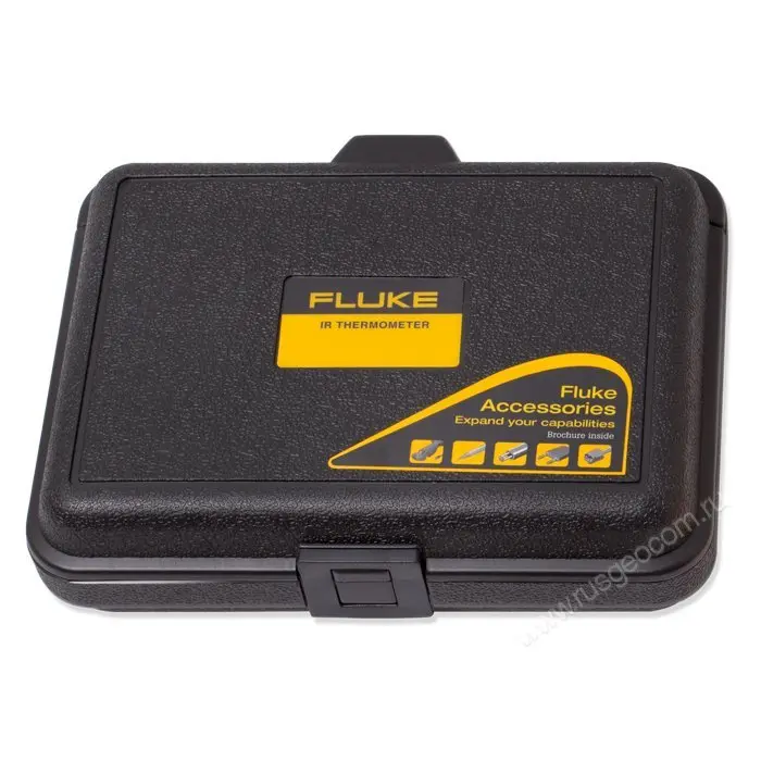 Прочный жесткий футляр