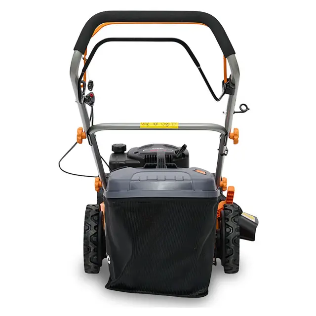 Villartec MB 3146T - бензиновая газонокосилка самоходная