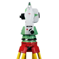 Тахеометр Leica TS02plus R500 Arctic 3" на штативе