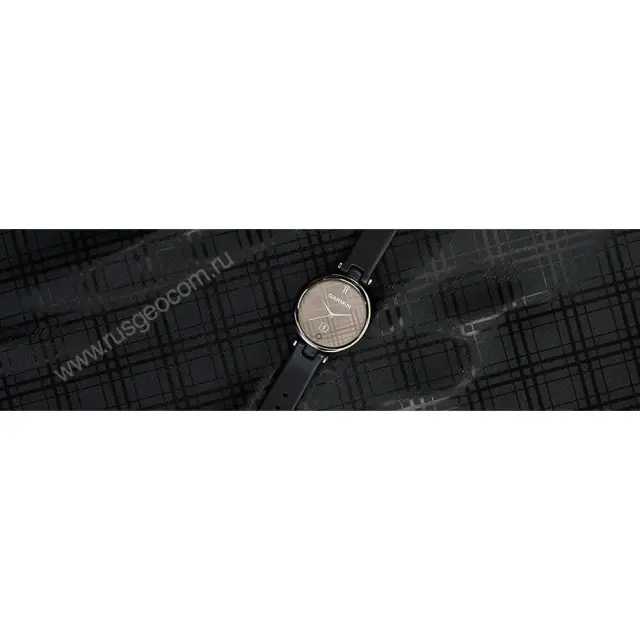 Garmin Lily кремово-золотистый безель, черный корпус и итальянский кожаный ремешок