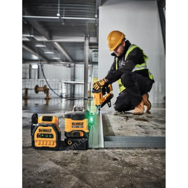 DEWALT DCE089NG18 с калибровкой - лазерный нивелир