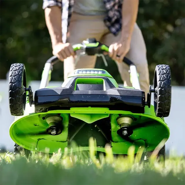 Greenworks GD60LM61 бесщеточная, 60V - аккумуляторная газонокосилка