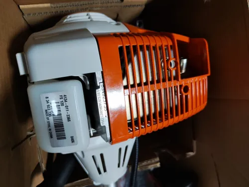 STIHL FS 120 - бензиновый триммер