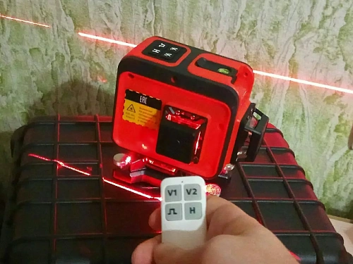RGK PR-38R + штанга-упор - лазерный нивелир 3d с красным лучом